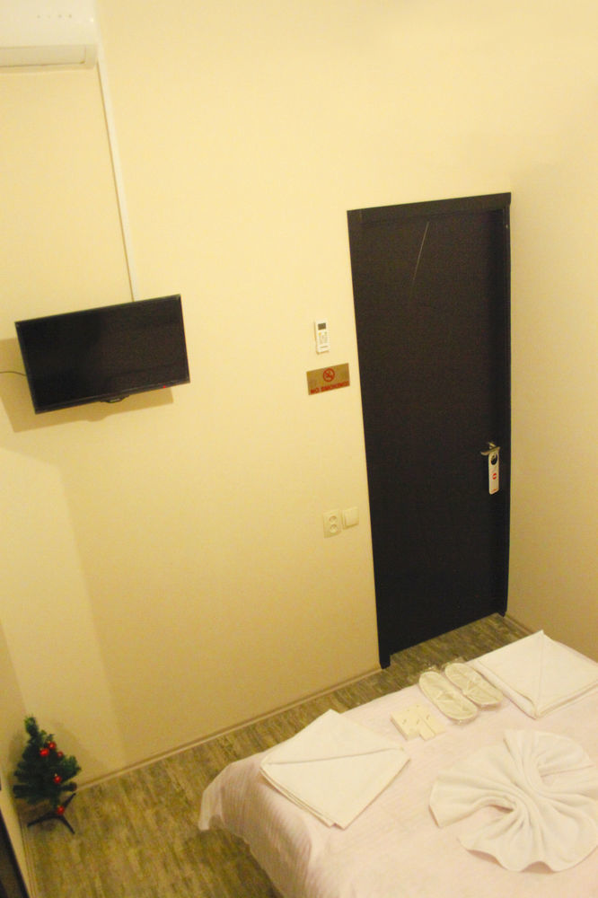 Apartment On Rustaveli Avenue تبليسي المظهر الخارجي الصورة