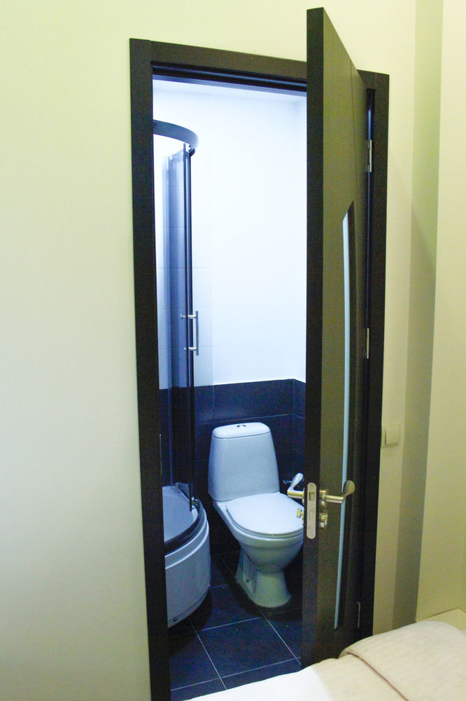 Apartment On Rustaveli Avenue تبليسي المظهر الخارجي الصورة