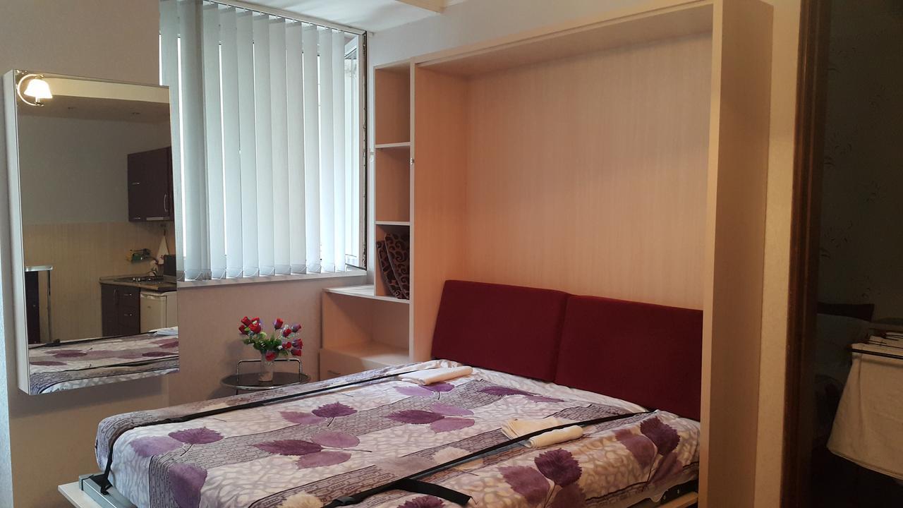 Apartment On Rustaveli Avenue تبليسي المظهر الخارجي الصورة